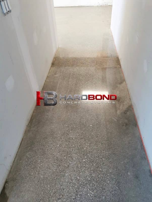 HARDBOND photo 3